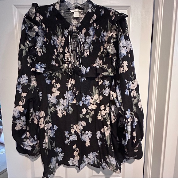 🖤H&M🖤.black floral long sleeve blouse top plus XXL Flowy Ruffle light weight - Picture 2 of 9
